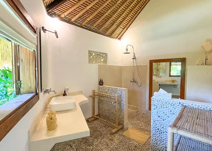 Nak - Charming 4br Family-friendly Villa, Walking Distance To Villa *